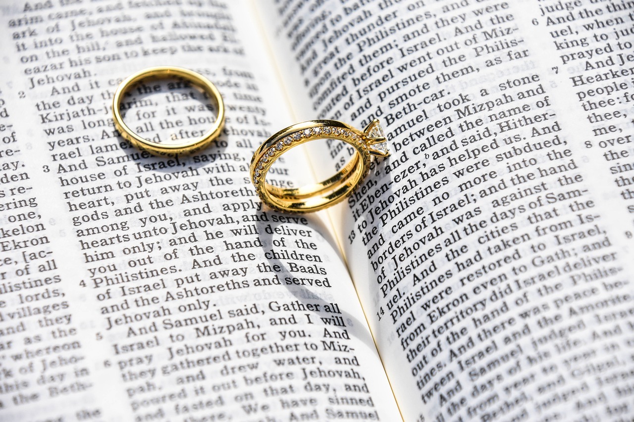 wedding-2586762_1280.jpg